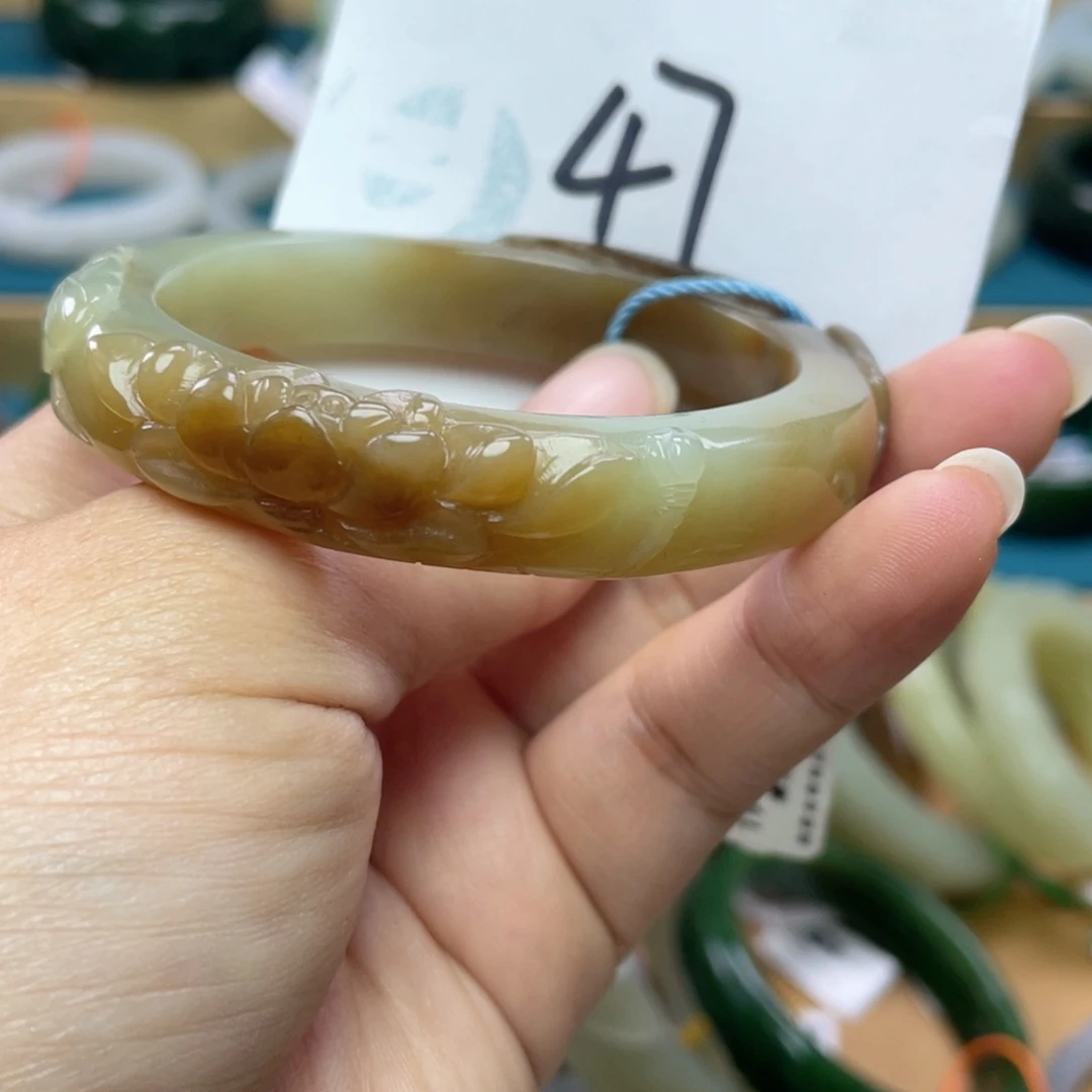 未镶嵌手镯和田玉圈口54