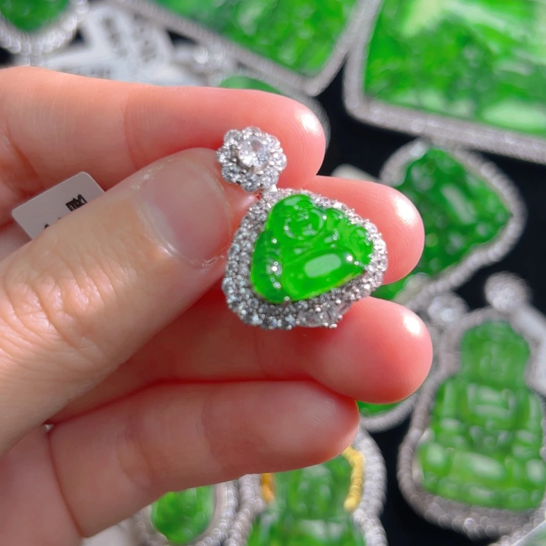 翡翠颈饰银S925镶嵌佛公