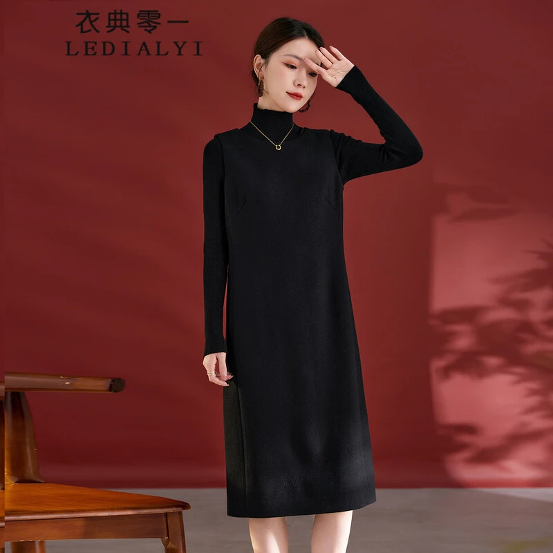 大牌高端羊毛连衣裙女2025秋季新款时尚气质宽松显瘦中长款背心裙