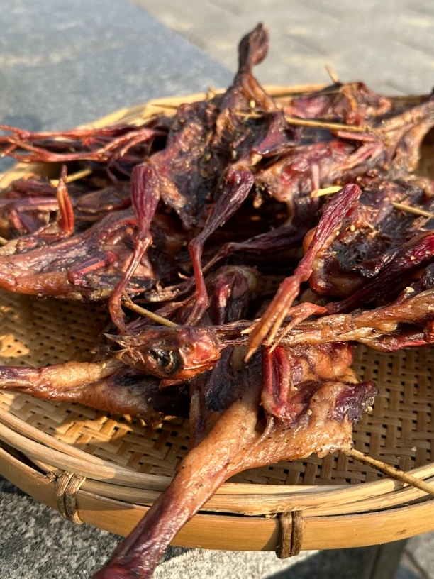 农家腊鸟五香味柴火烟熏下酒菜