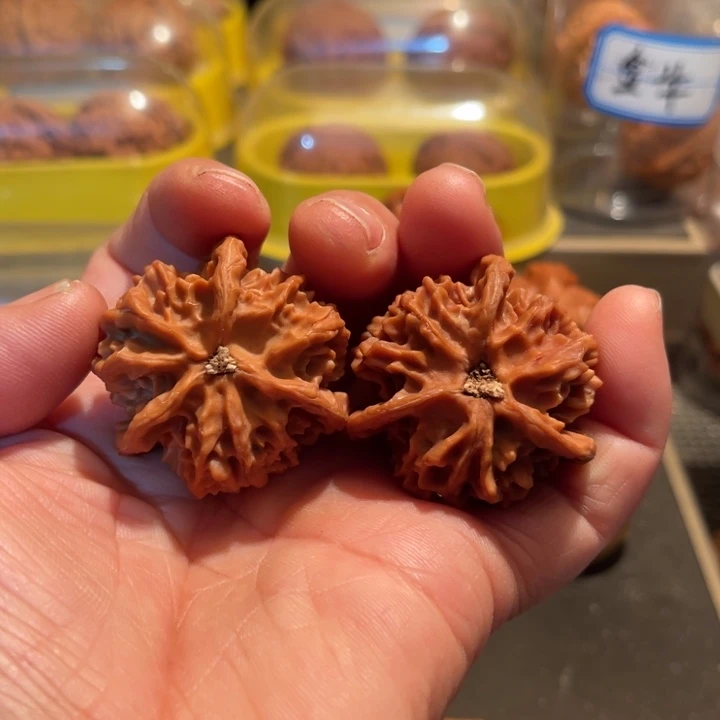 文玩核桃把件全品三棱38➕