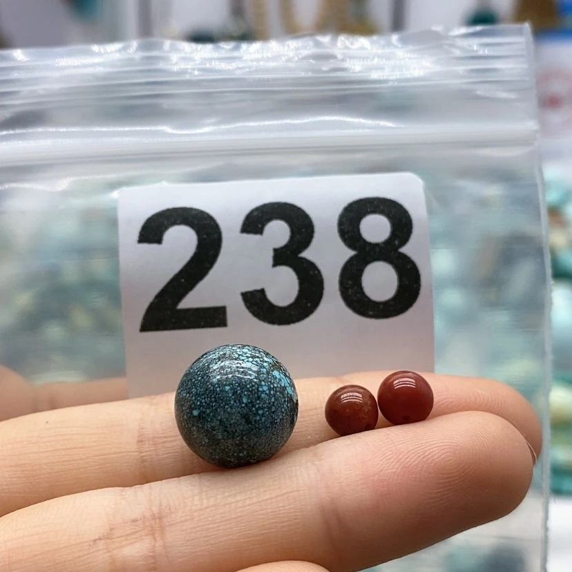 【闪购商品】南红玛瑙颈饰未镶嵌小***