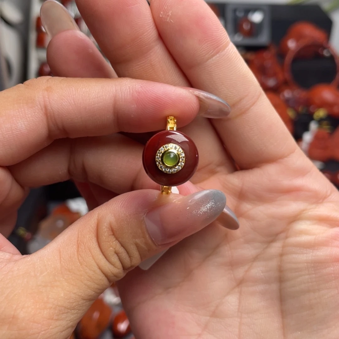 【闪购商品】银S925镶嵌平安扣戒指南红玛瑙花*酱