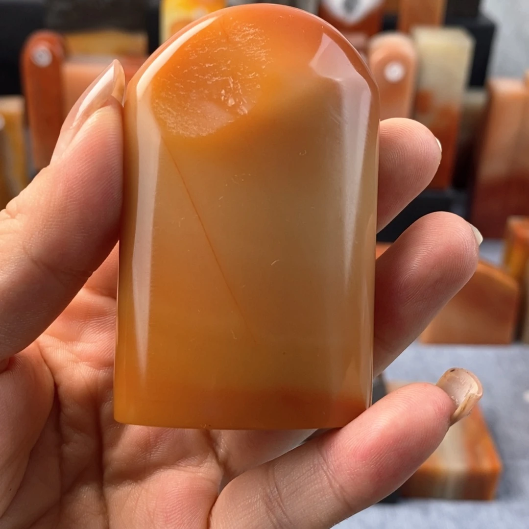 得***然老挝石