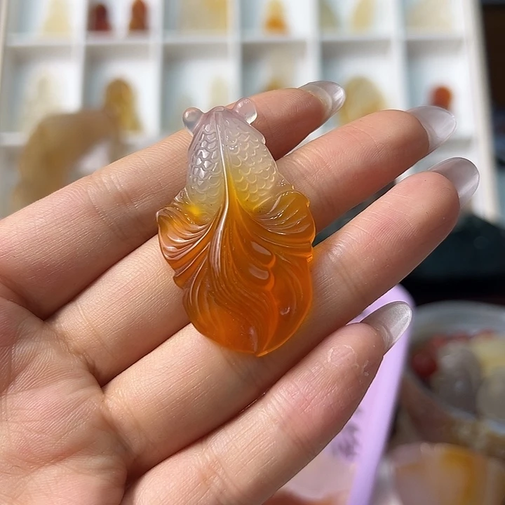 玛瑙/玉髓颈饰合金