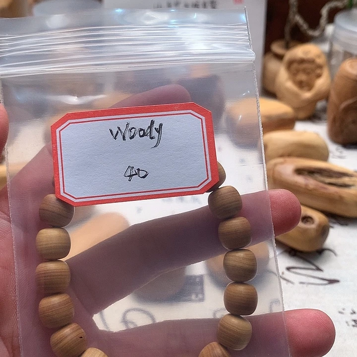 W***y檀香木手工原创小饰品