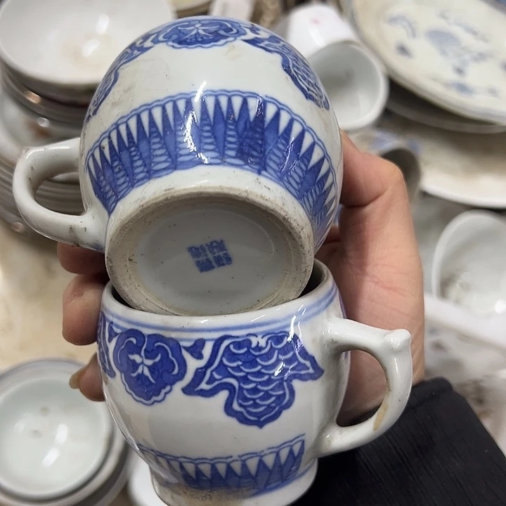 陶摆件2个仿生鱼藻纹杯景德镇