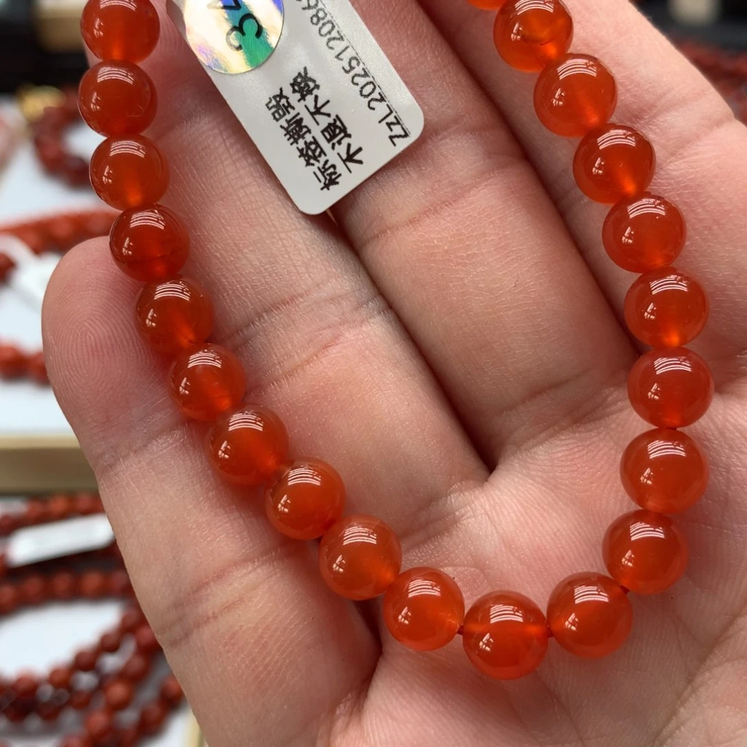 南红玛瑙手链未镶嵌云****瓶