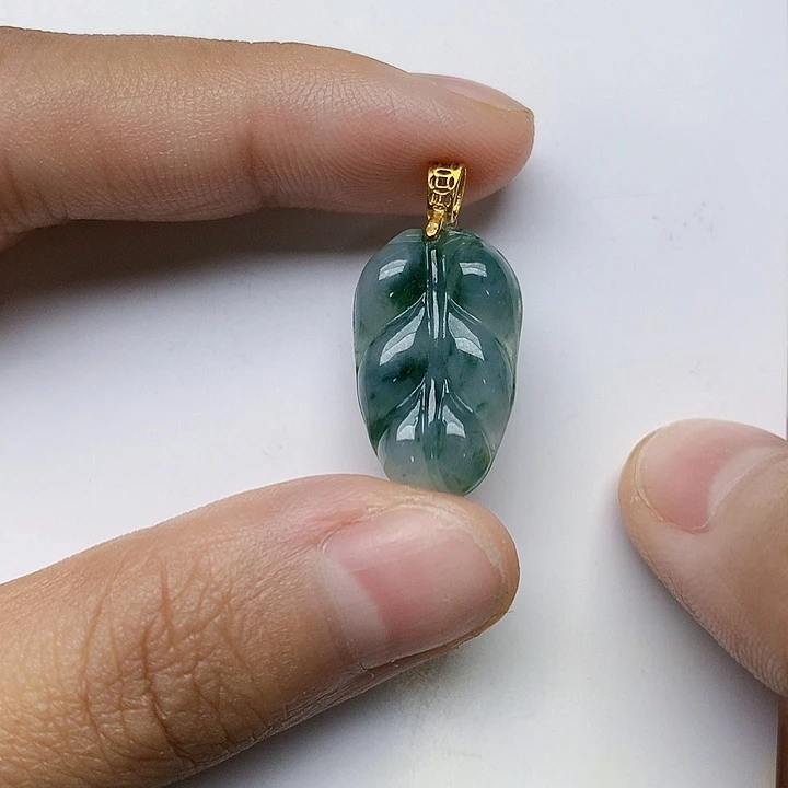 颈饰银S925镶嵌翡翠天然翡翠