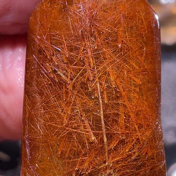 若***水未镶嵌颈饰发晶钛晶