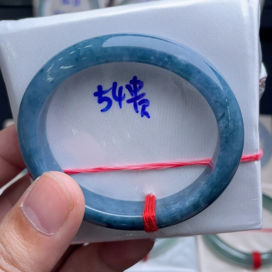 翡翠未镶嵌手镯翡翠手镯