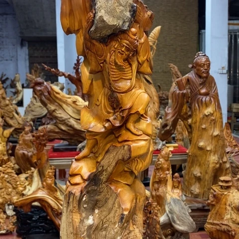 柏木龙**海太行崖柏根雕