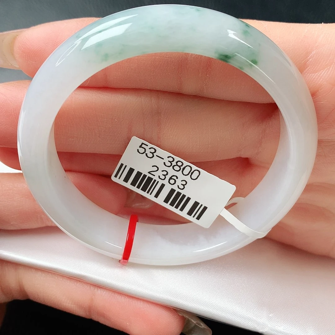 翡翠手镯未镶嵌白底飘花正圈53圈口12号