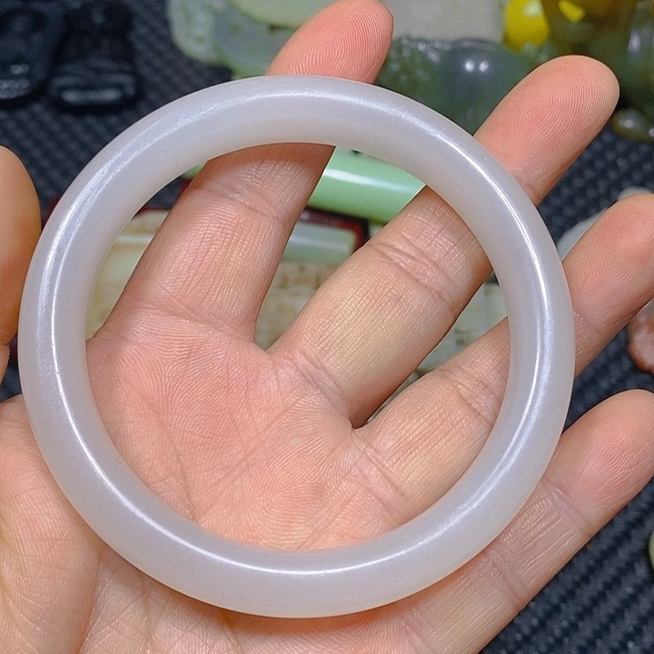 未镶嵌手链和田玉（糖玉）