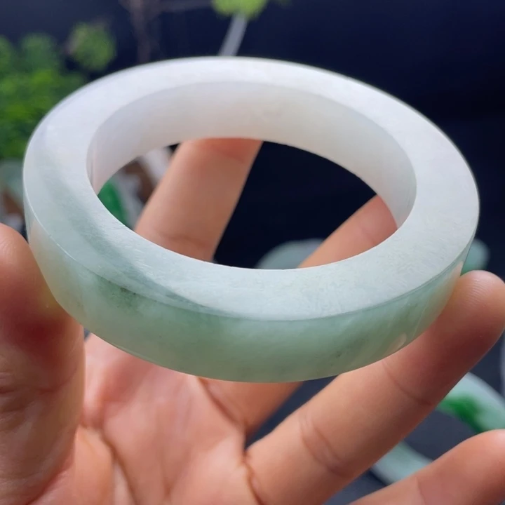 定制翡翠不退不换未镶嵌