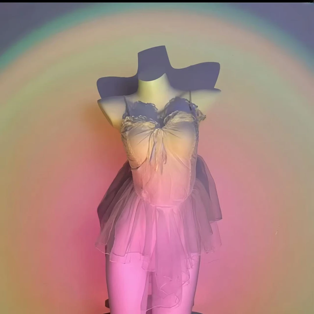 刘掰掰【一解风情】蕾丝气质纯欲性感风显瘦露背优雅春夏吊带睡裙