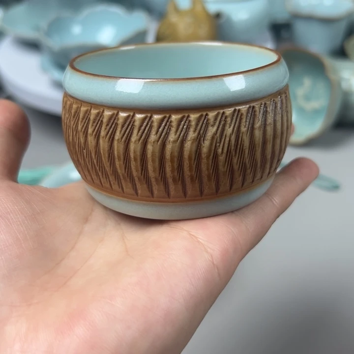 陶瓷天青跳刀鼓杯80cc