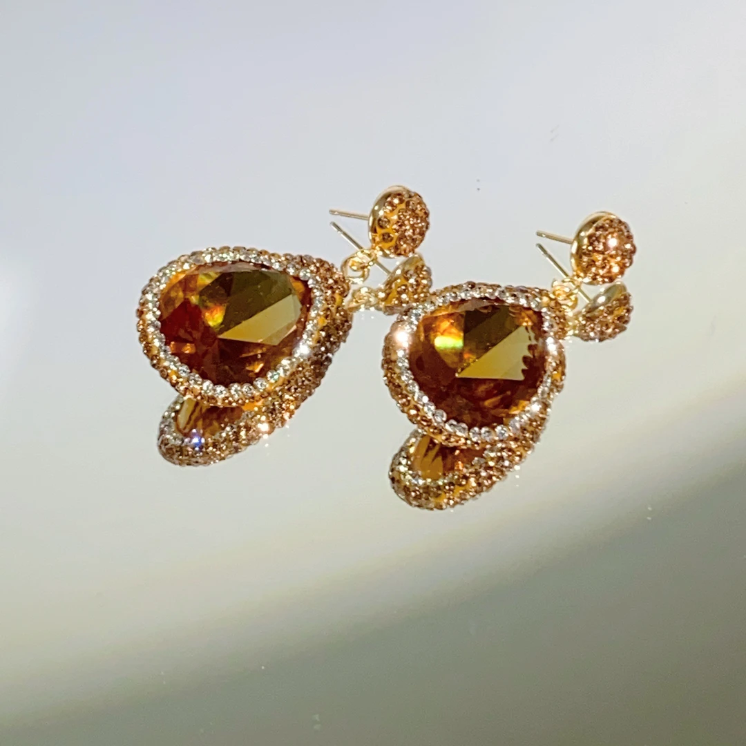 铜合金合成锆石耳饰 TTSD 苏丹石水滴时尚轻奢法式个性耳环6415