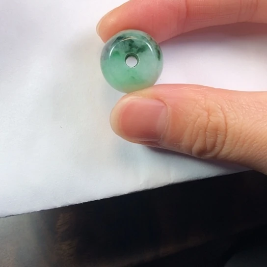 翡翠未镶嵌颈饰缅甸A货，每天下午1点半开播