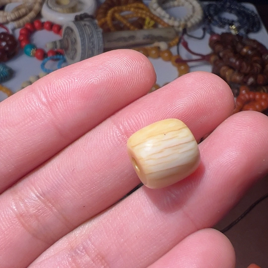 一***地琉璃吊坠（不含链）