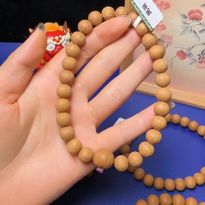 用***8手串猴头核桃凤羽