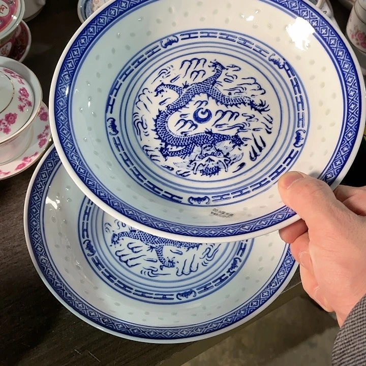 瓷片///////直径22.5厘米。2个。