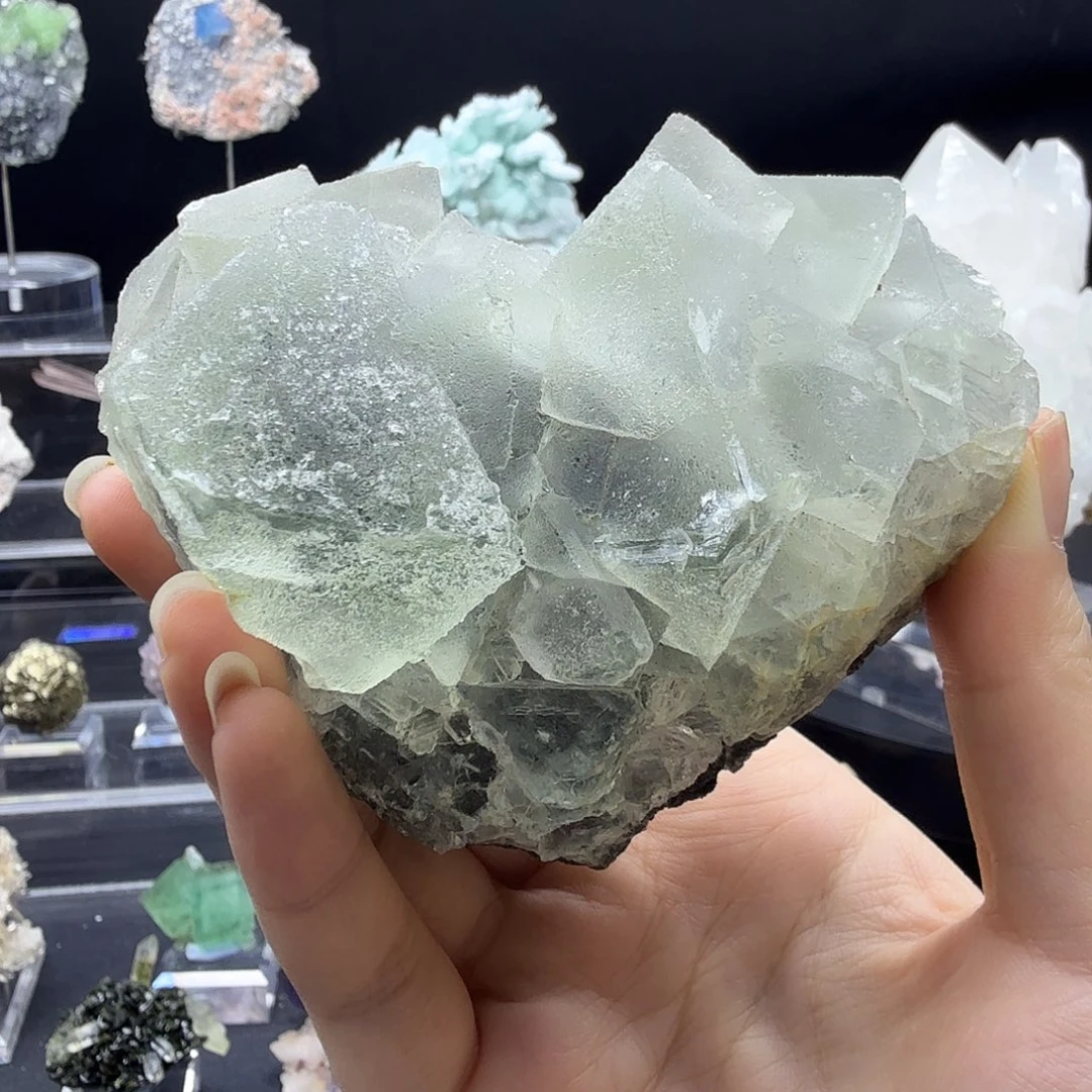 爱心萤石原石原石