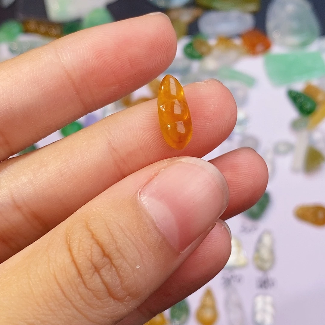 翡翠未镶嵌耳饰裸石