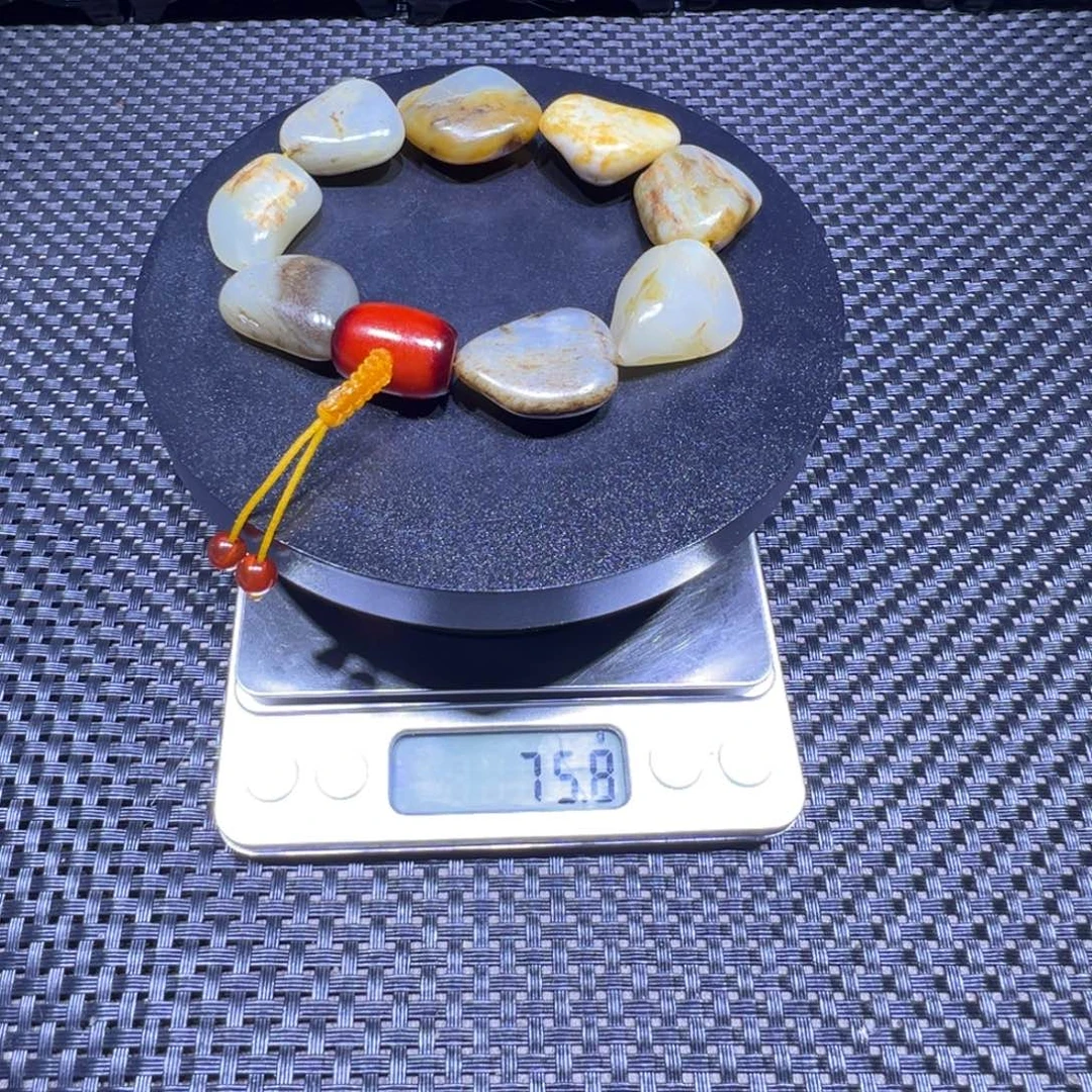 吊坠(不含链)未镶嵌和田玉（子料）75