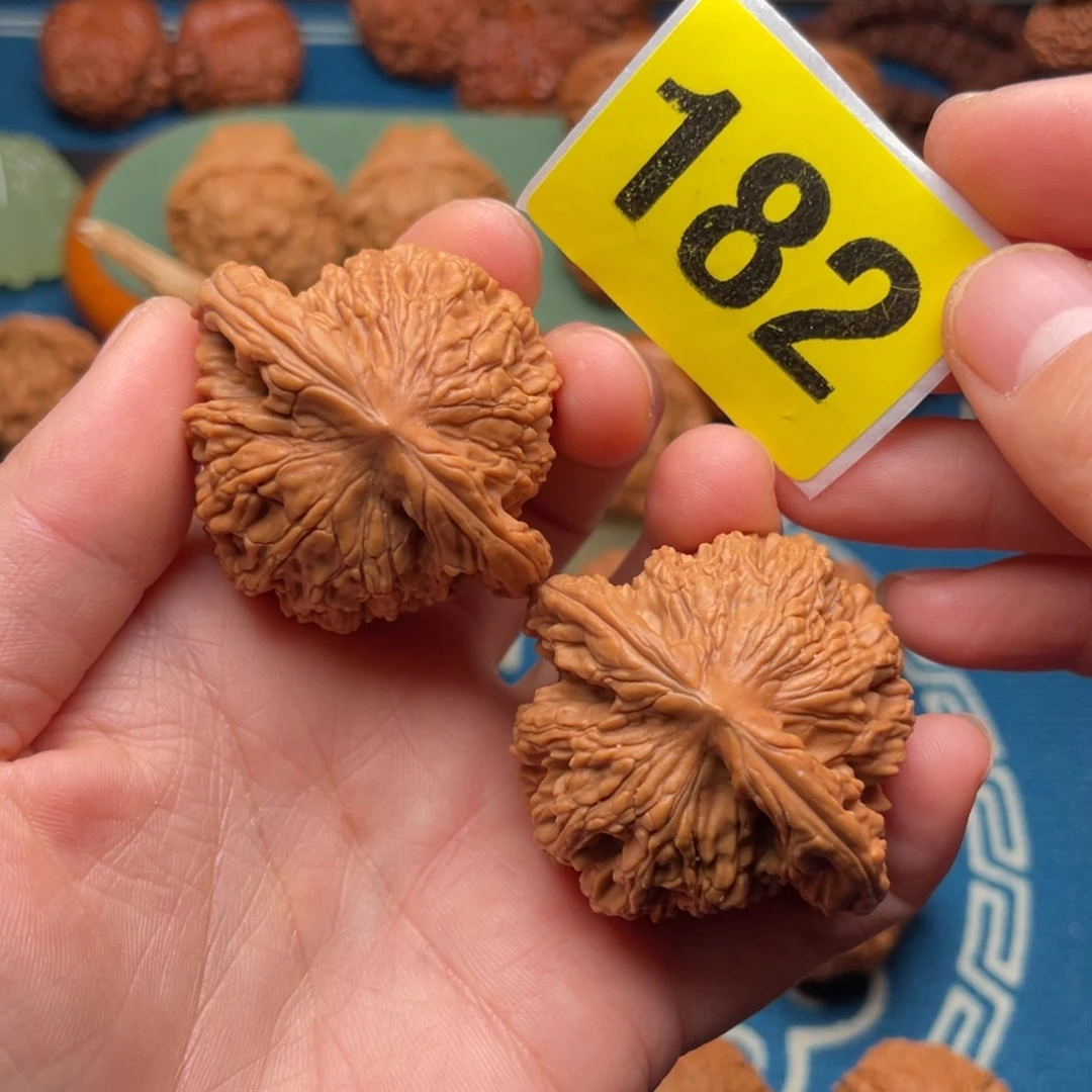 把件文玩核桃44虎头182号