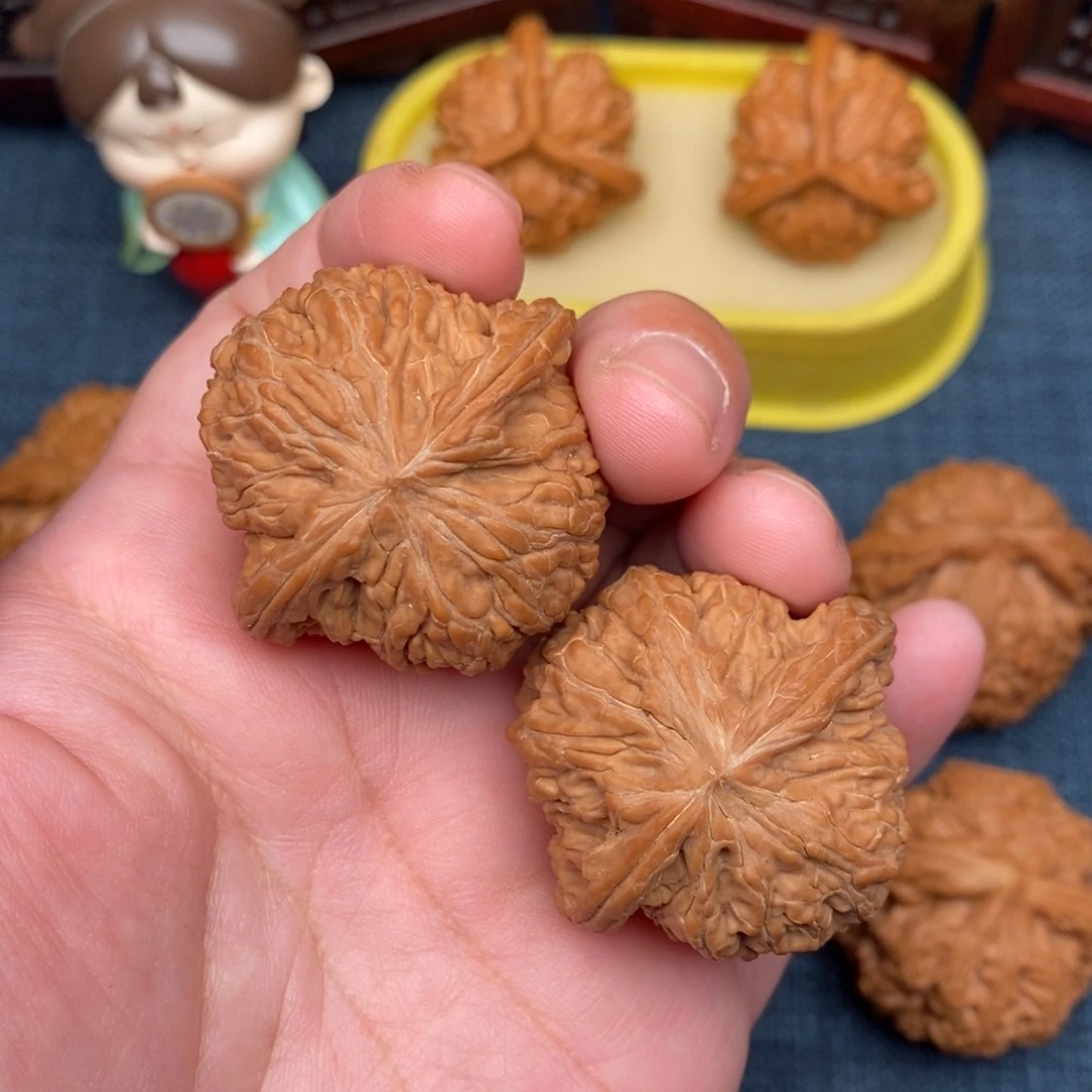 把件文玩核桃全品红皮山地磨40