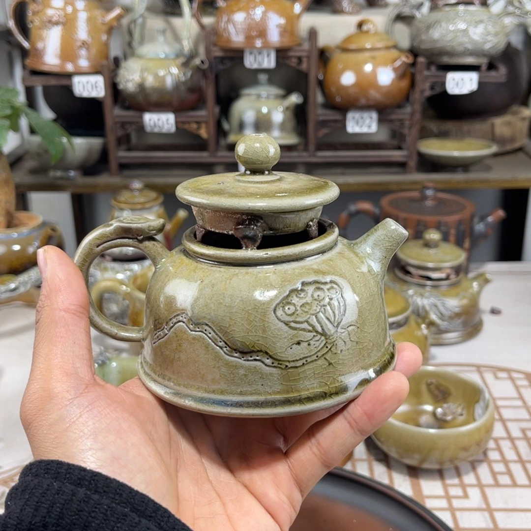 180cc白泥微瑕柴烧半月壶