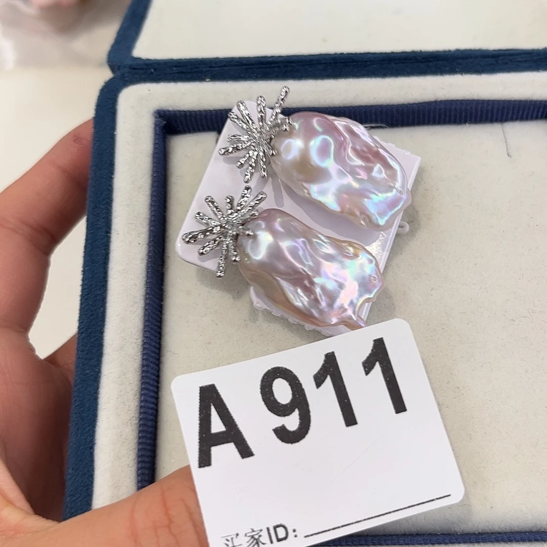 淡水珍珠耳饰合金