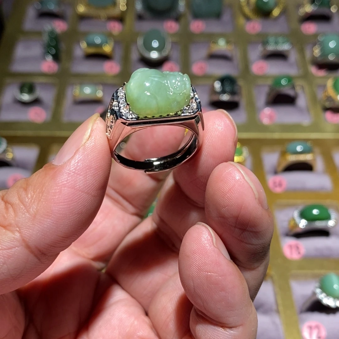 和田玉（碧玉）未镶嵌戒指