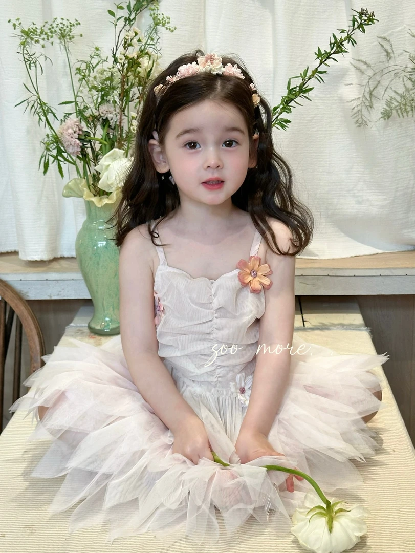 爱喜优米多三个院哦乐婴童童装女宝连衣裙