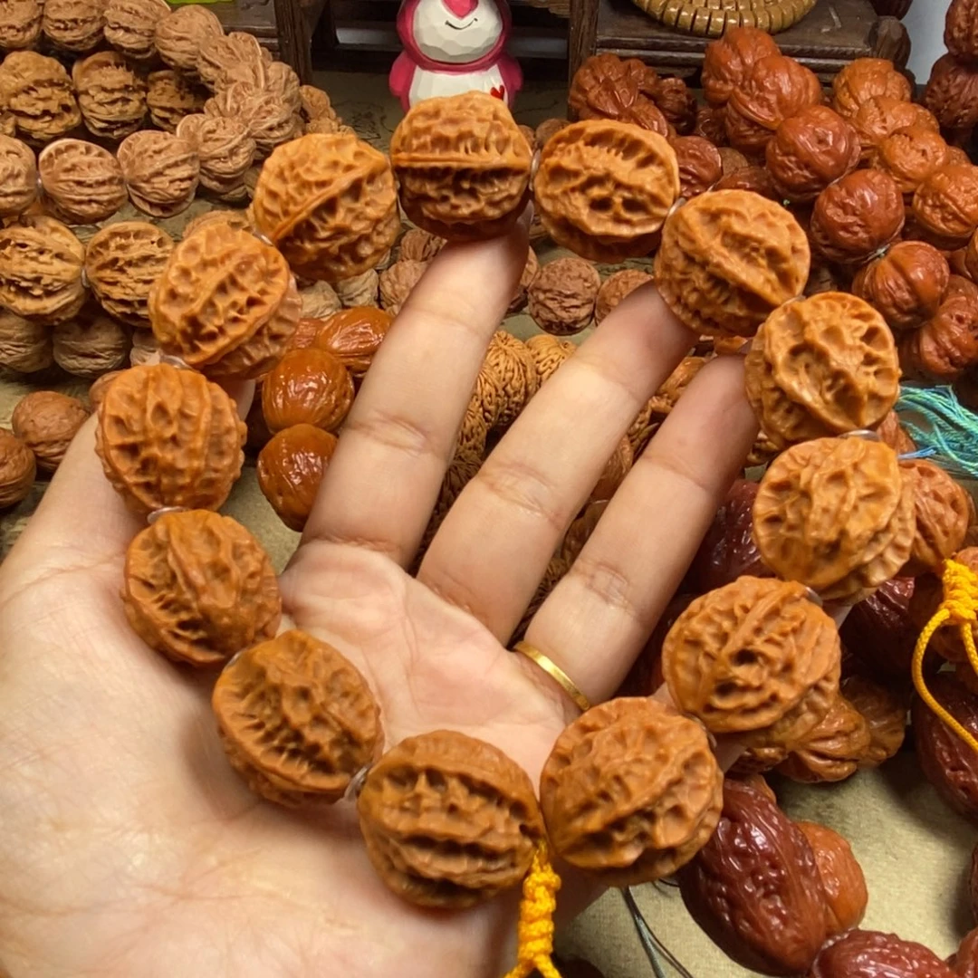 文玩核桃吊坠龙脊八棱文玩核桃