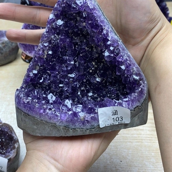 未镶嵌紫晶大型摆件（非配饰）
