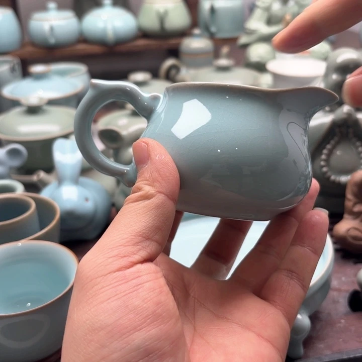 一级品，容量200，支钉烧