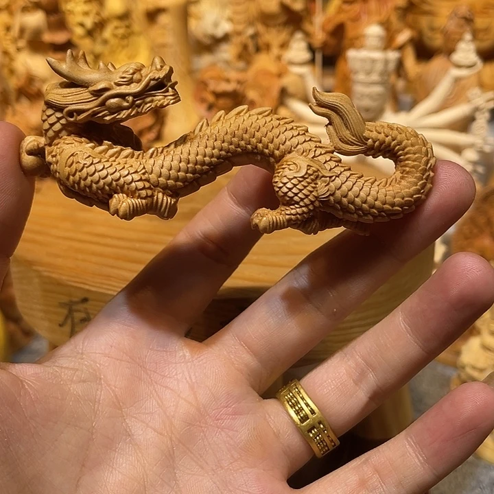 崖柏瑕疵小龙一只