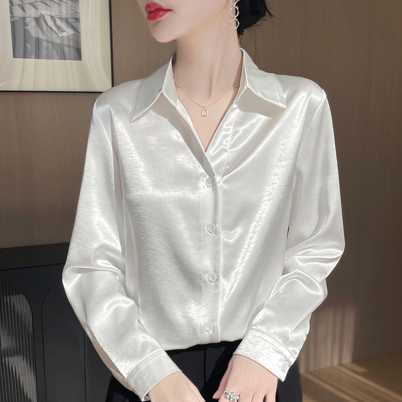 春季新款法式POLO领丝滑垂坠缎面衬衫女气质翻领宽松洋气打底衬衣