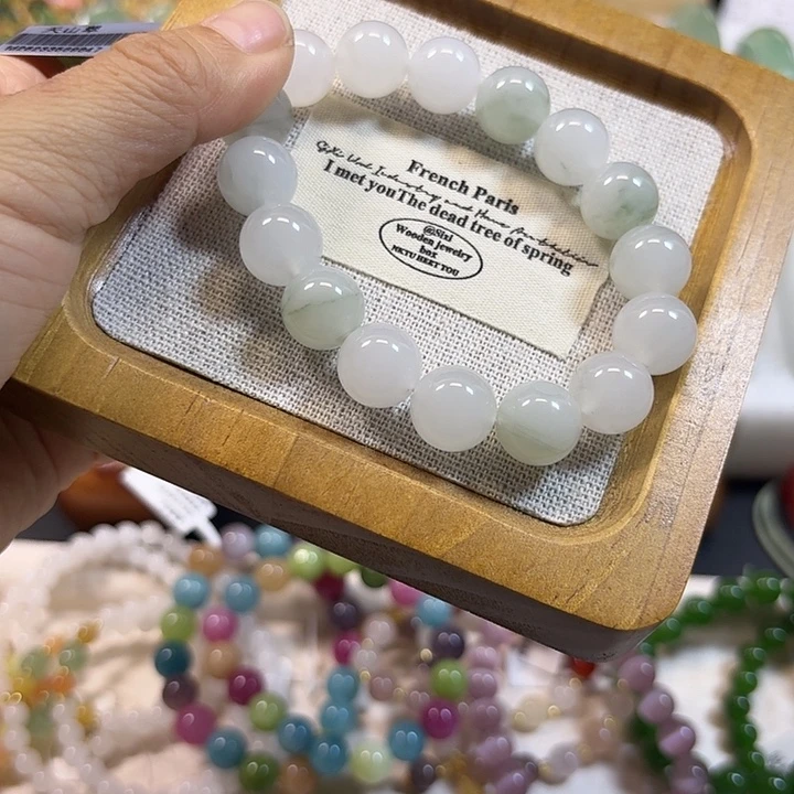 石英质玉未镶嵌手链