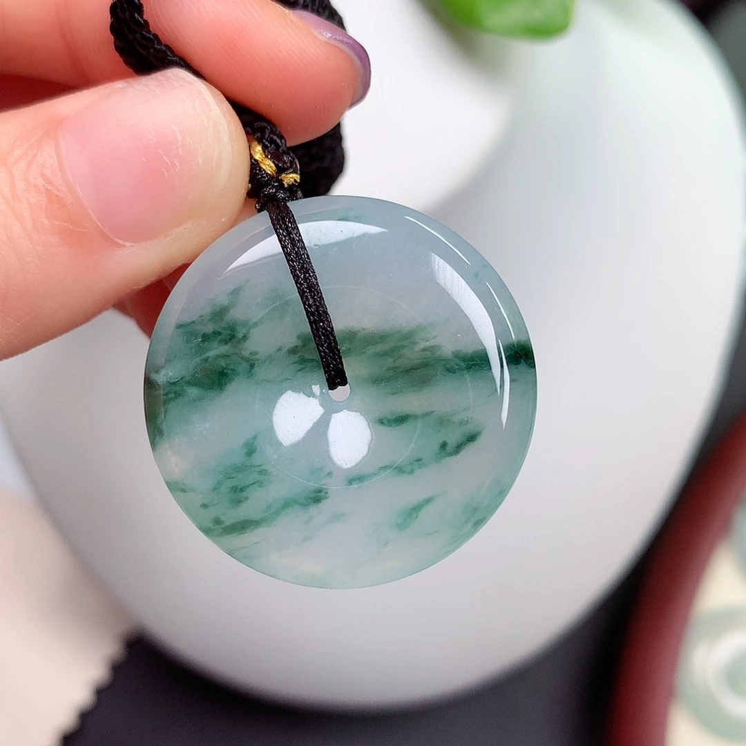 翡翠未镶嵌颈饰平安扣 30.5-5.5mm