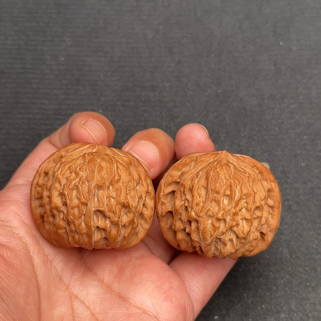 把件桃核41.5×38×35全品头茬平谷老树红皮磨盘A488