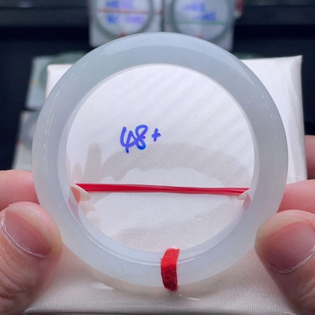 翡翠未镶嵌手镯翡翠手镯4