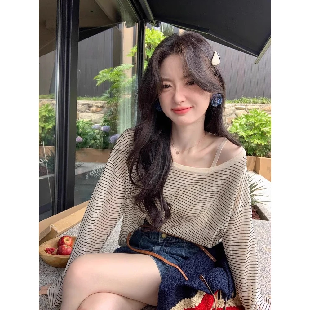 好穿！巨有质感！条纹防晒长袖露肩T恤配吊带外搭微透罩衫宽松上衣