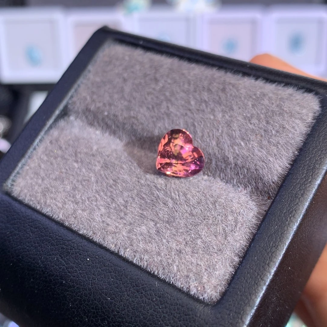 未镶嵌碧玺珠宝奇石1.315ct