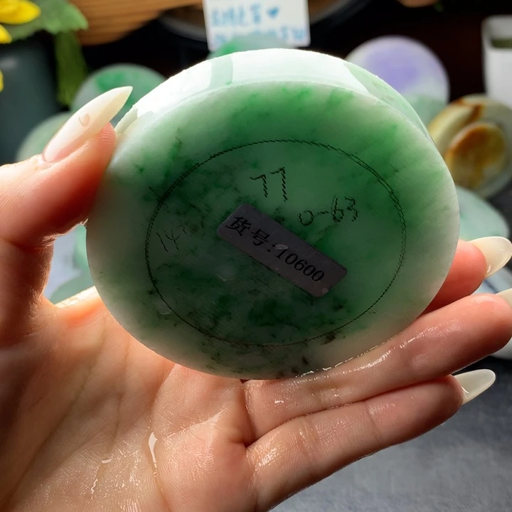 定制翡翠未镶嵌手镯
