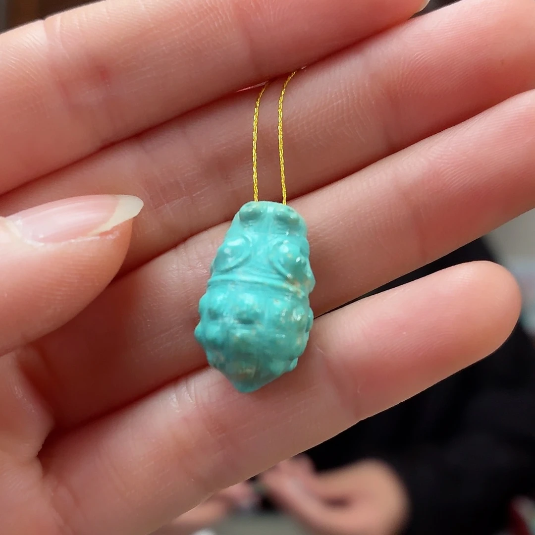 未镶嵌绿松石珠宝奇石