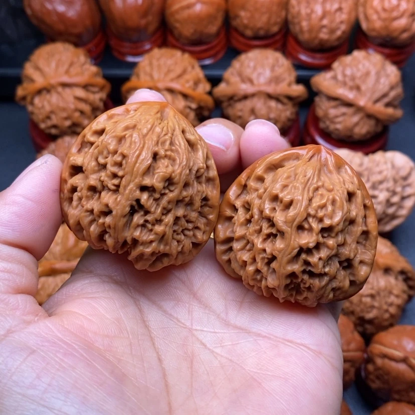 【闪购商品】文玩核桃把件40南疆石