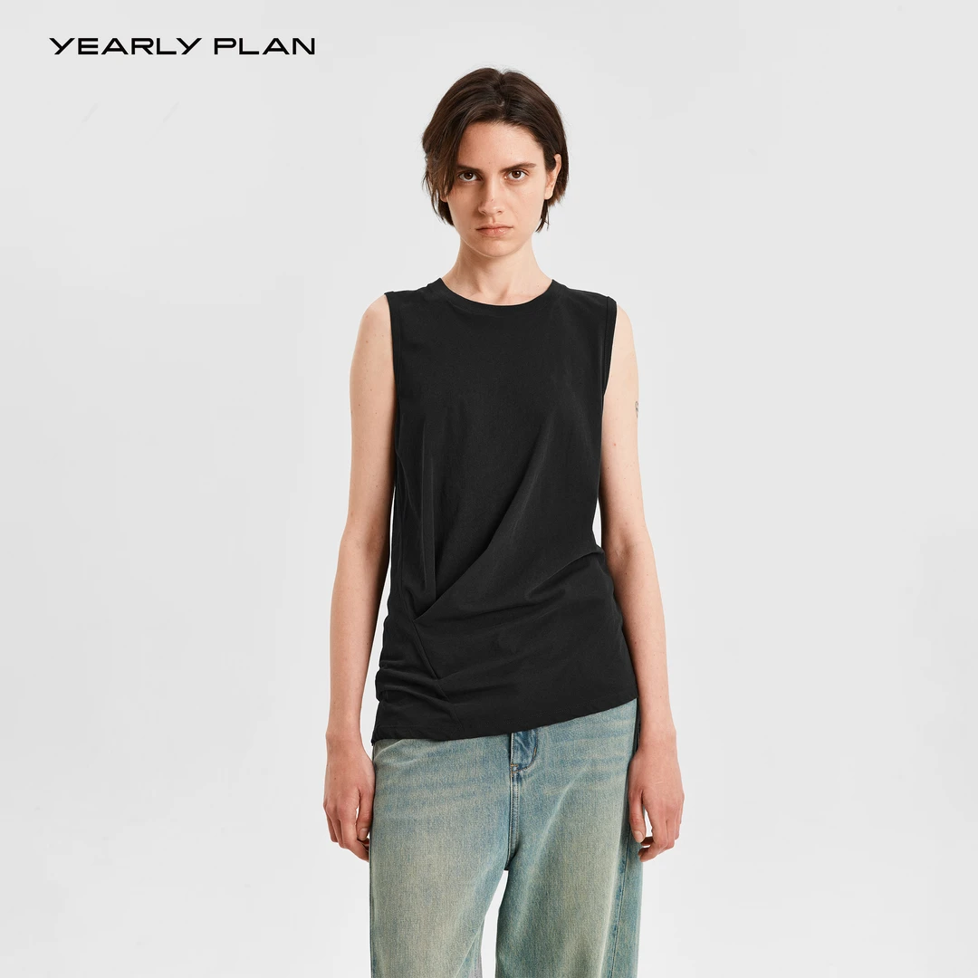 YEARLY PLAN 2025夏 简约立体剪裁实用随性轻解构感上衣 2569